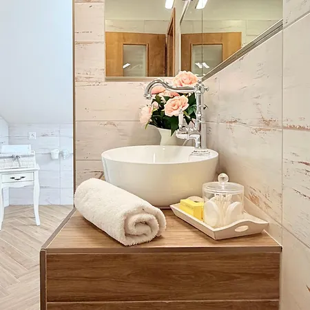 Appartement Basta & Wellness *